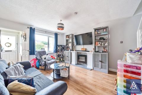21 Cartwright Crescent, Brackley, NN13 6HA