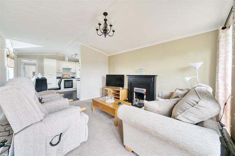 2 bedroom park home for sale, Limit Home Park, Berkhamsted HP4