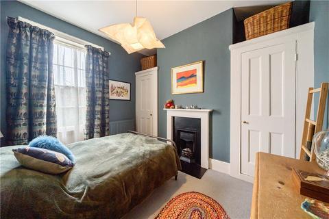 26 Albert Place, Cheltenham, GL52 2HW