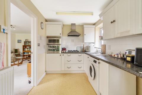 21 Durham Close, Cheltenham, GL51 3DF