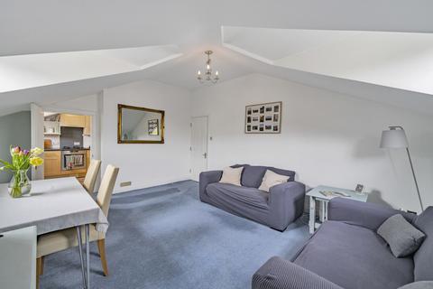 2 bedroom apartment for sale, Lansdown Crescent, Cheltenham, Gloucestershire