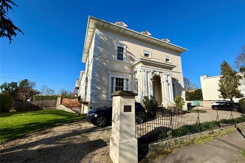 2 bedroom apartment for sale, Lansdown Crescent, Cheltenham, Gloucestershire