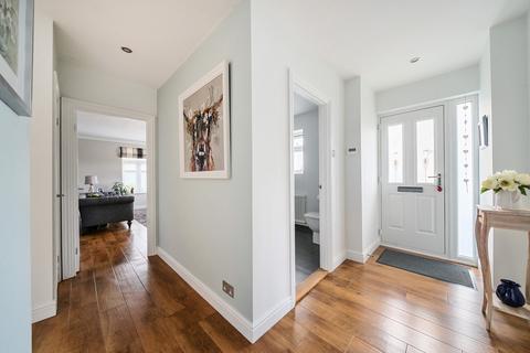 2 Ravensgate Road, Charlton Kings, Cheltenham, GL53 8NN