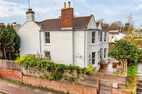 3 bedroom end of terrace house for sale, Hales Road, Cheltenham