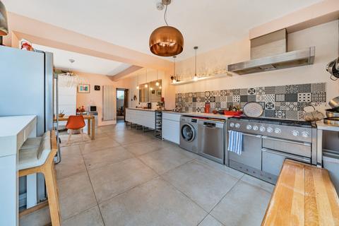 3 bedroom end of terrace house for sale, Hales Road, Cheltenham