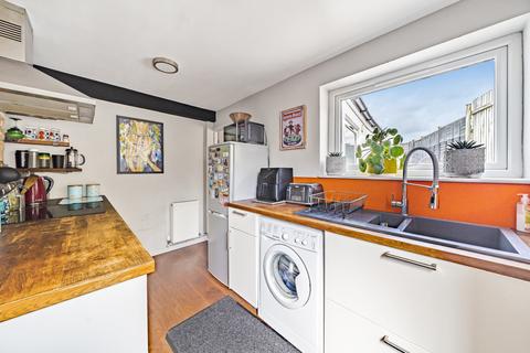 2 bedroom end of terrace house for sale, Upper Park Street, Cheltenham, Gloucestershire