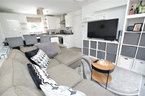 67 Bagshawe Way, Dunstable, LU5 4FJ