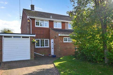 25 Borrowdale Avenue, Dunstable, LU6 3PG