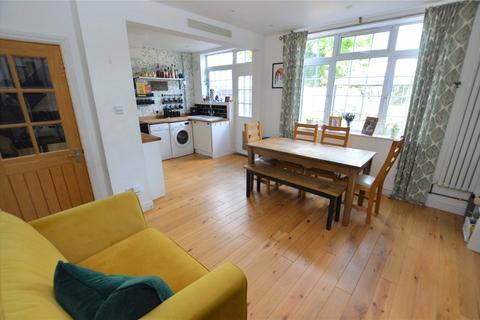 55 Garden Road, Dunstable, LU6 3JD