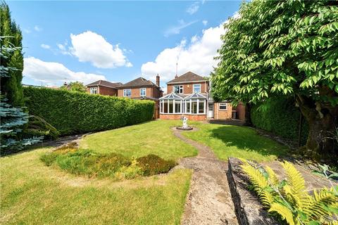 106 Douglas Crescent, Houghton Regis, Dunstable, LU5 5AT