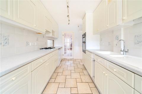 106 Douglas Crescent, Houghton Regis, Dunstable, LU5 5AT