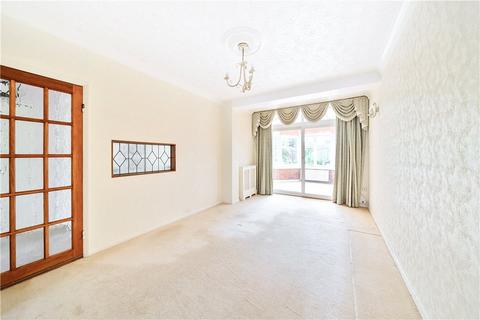 106 Douglas Crescent, Houghton Regis, Dunstable, LU5 5AT