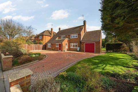 2 Brightwell Avenue, Totternhoe, Dunstable, LU6 1QT