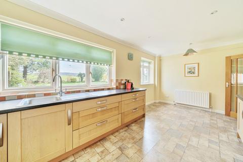 2 Brightwell Avenue, Totternhoe, Dunstable, LU6 1QT