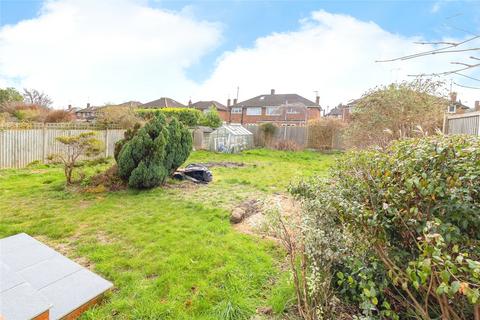 25 First Avenue, Dunstable, LU6 3AJ
