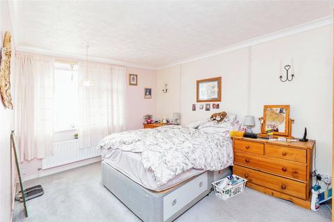 26 Buttermere Avenue, Dunstable, LU6 3PD