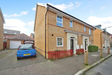 3 bedroom semi-detached house for sale, Bank Avenue, Bedfordshire LU6