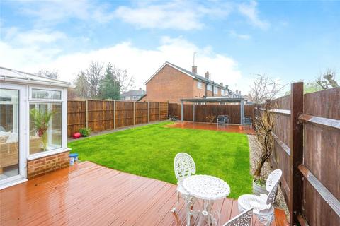 3 bedroom semi-detached house for sale, First Avenue, Bedfordshire LU6