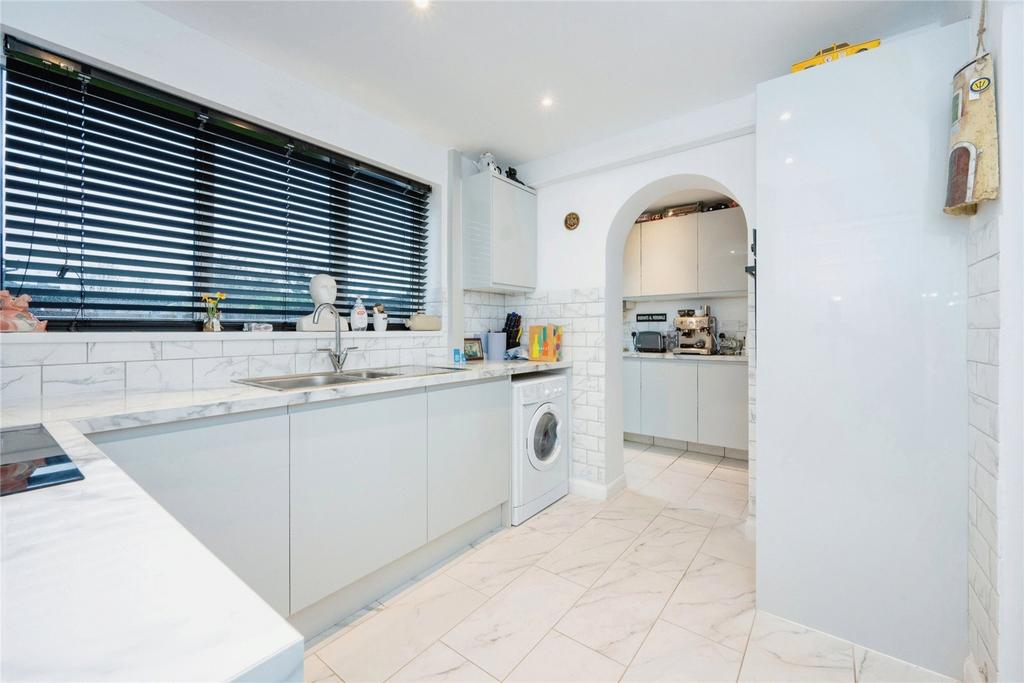 Kitchen/Utility