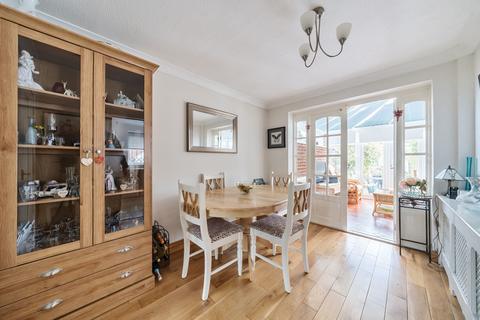 6 Bunhill Close, Dunstable, LU6 1TH