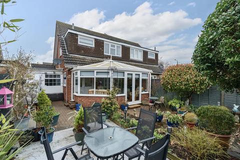 6 Bunhill Close, Dunstable, LU6 1TH