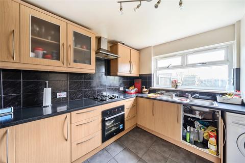 undefined, Elm Park Close, Dunstable LU5