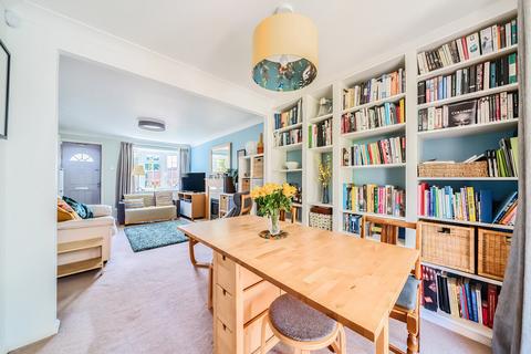21 Crabtree Way, Dunstable, LU6 1UR