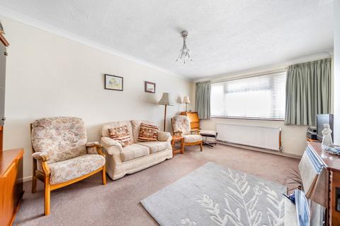 1 Buttermere Avenue, Dunstable, LU6 3PD