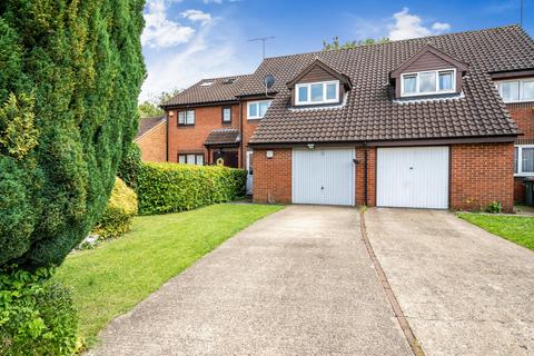 72 Brookfield Avenue, Houghton Regis, Dunstable, LU5 5TR