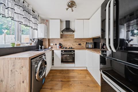 72 Brookfield Avenue, Houghton Regis, Dunstable, LU5 5TR