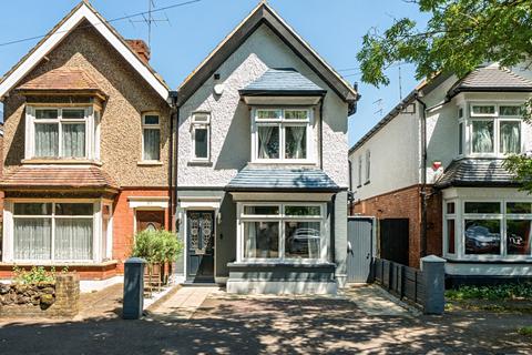39 Priory Road, Dunstable, LU5 4HR