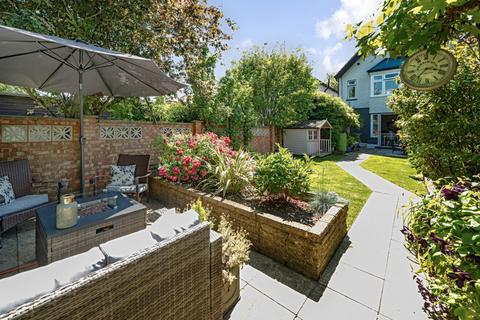 39 Priory Road, Dunstable, LU5 4HR