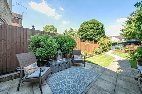 39 Priory Road, Dunstable, LU5 4HR