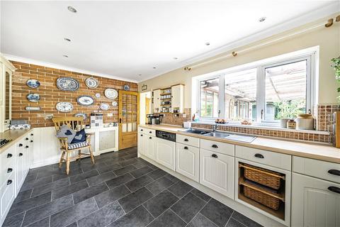 154 Castle Hill Road, Totternhoe, Dunstable, LU6 1QQ