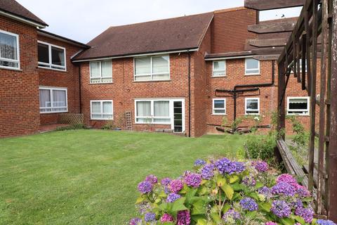 2 bedroom flat for sale, Hastings Road, Bexhill-on-Sea, TN40