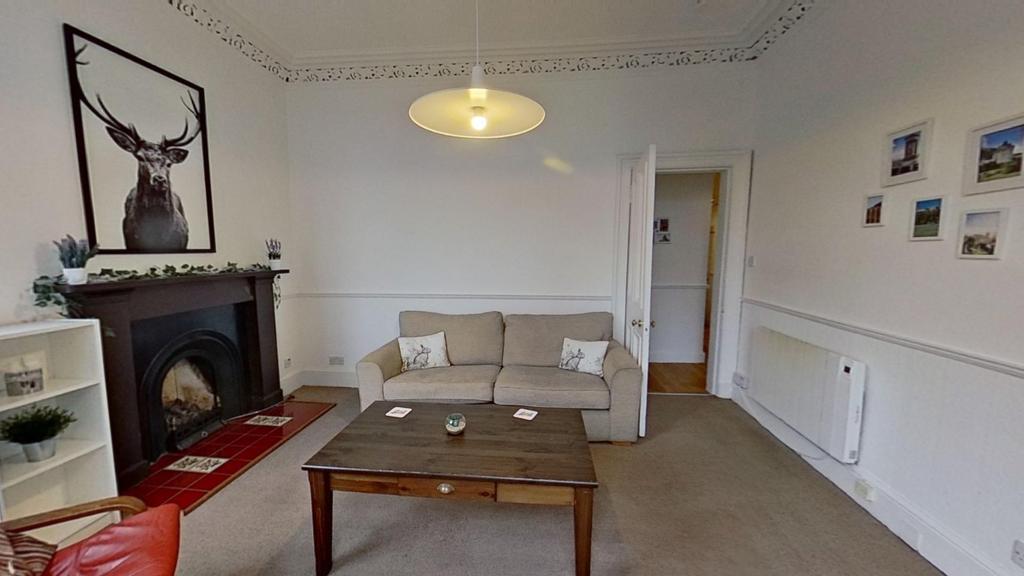 Blackwood Crescent, Edinburgh, EH9 2 bed flat £1,480 pcm (£342 pw)