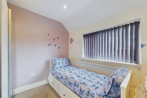 42 Norfolk Crescent, Sidcup, DA15 8HW