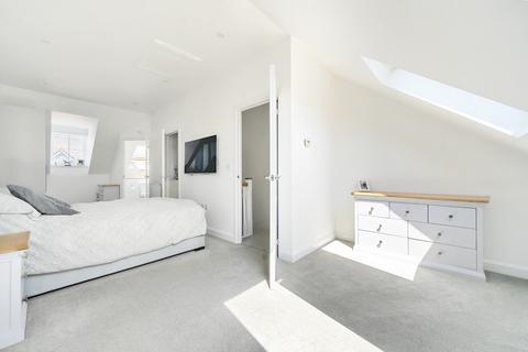 32 Buccas Lane, Buckingham, MK18 1XU