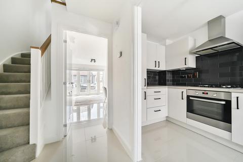 32 Buccas Lane, Buckingham, MK18 1XU