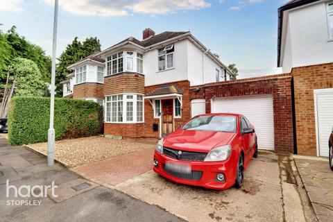 3 bedroom semi-detached house for sale, Greenways, Luton