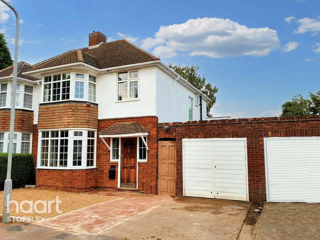 Greenways, Luton 3 bed semi-detached house for sale - £390,000