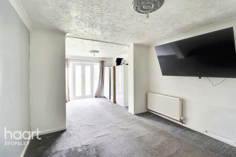 23 Greenways, Luton, LU2 8BL