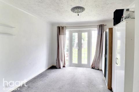 23 Greenways, Luton, LU2 8BL