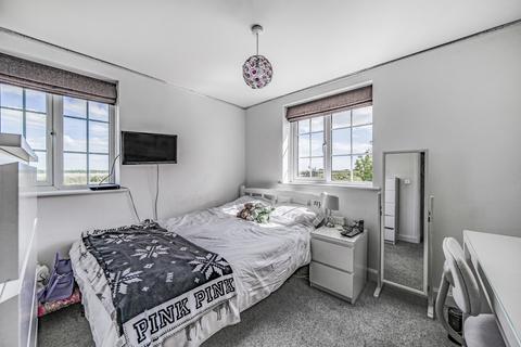 49 Bobbins Way, Buckingham, MK18 7SA