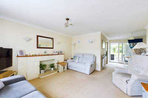 16 Foresters, Chinnor, OX39 4TL