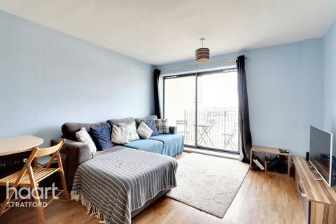 2 bedroom apartment for sale, High Street, Stratford