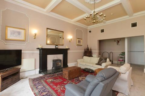 undefined, 6 Castle Street, Irvine, KA12 8RJ