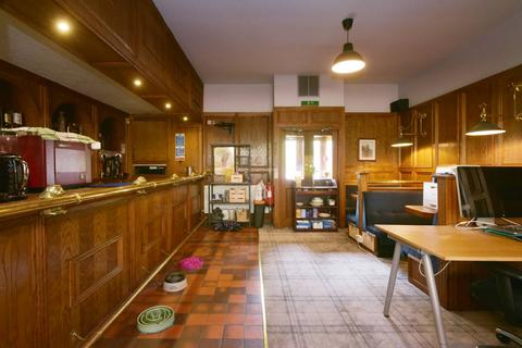 undefined, 6 Castle Street, Irvine, KA12 8RJ