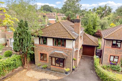 4 bedroom detached house for sale, Holly Spring Lane, Bracknell RG12