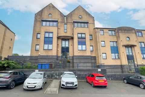 2 bedroom flat for sale, Hillside Park, Hardgate